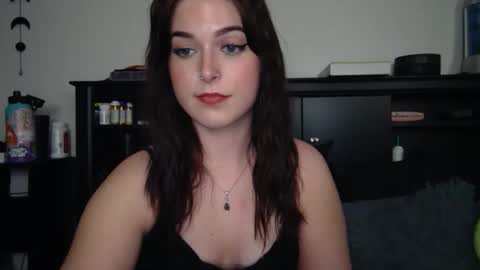 Snapshot of auroralightz1 chatting on October 16, 4:35 am auroralightz1 online show from October 16, 4:35 am