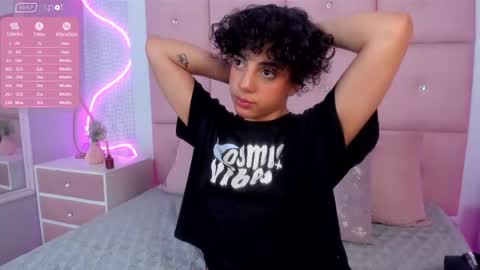 Mariana  online show from May 22, 3:57 am
