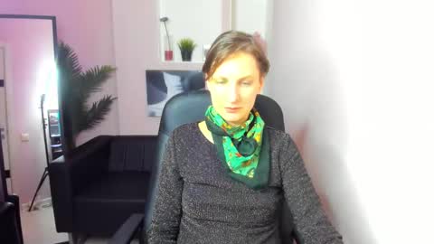 Aurora online show from February 23, 12:51 am