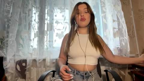 Elizabeth online show from February 17, 12:01 pm