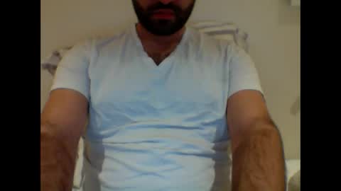 Snapshot of aussie099 chatting on December 9, 10:32 am aussie099 online show from December 9, 10:32 am