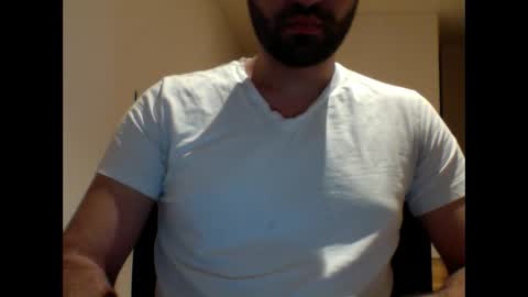 Snapshot of aussie099 chatting on December 23, 10:42 am aussie099 online show from December 23, 10:42 am