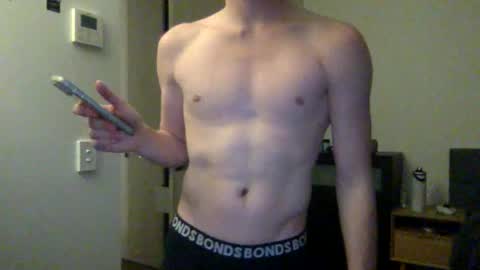 Snapshot of aussieblondetwink chatting on April 24, 7:55 am aussieblondetwink online show from April 24, 7:55 am