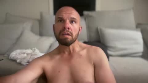 aussieboycal online show from February 27, 12:05 pm