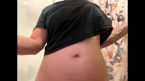 Milf4u online show from March 12, 4:35 pm