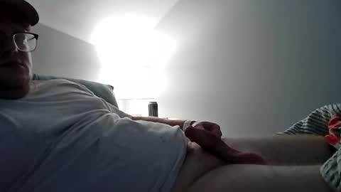 Snapshot of austenday441 chatting on February 11, 11:21 pm austenday441 online show from February 11, 11:21 pm