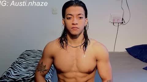 Snapshot of austiin_haze chatting on April 22, 12:50 pm Austin online show from April 22, 12:50 pm