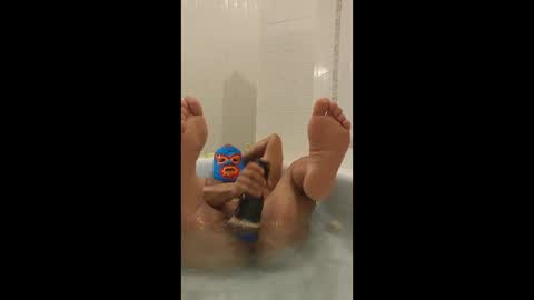 austin819 online show from December 15, 4:06 am