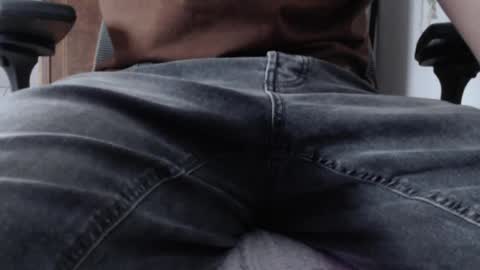 austin_breaker online show from April 12, 4:34 pm