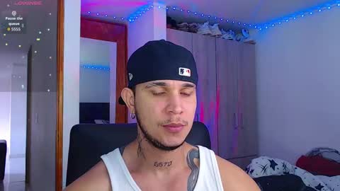 A online show from September 21, 10:11 pm