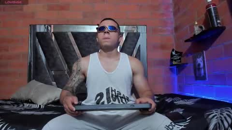 austin_latin444 online show from February 5, 1:04 am