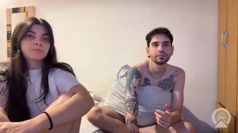 Snapshot of austinavril chatting on March 2, 11:33 pm austinavril online show from March 2, 11:33 pm