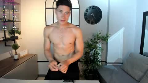 Austin  online show from September 15, 4:51 pm