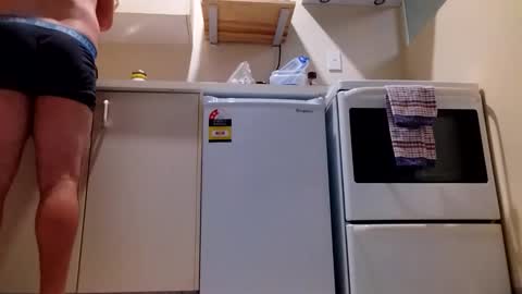 austinnz11 online show from March 30, 2:45 am