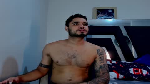 AustinTorres  online show from December 15, 2:30 am