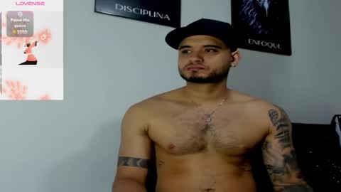 AustinTorres  online show from February 12, 2:56 am