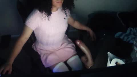 Snapshot of autumnklar51 chatting on October 20, 8:37 am autumnklar51 online show from October 20, 8:37 am