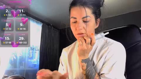 Snapshot of ava__doll chatting on February 27, 11:20 am Ava online show from February 27, 11:20 am