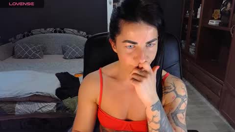 Ava online show from March 25, 12:11 pm