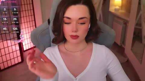 Ava online show from February 17, 2:46 pm