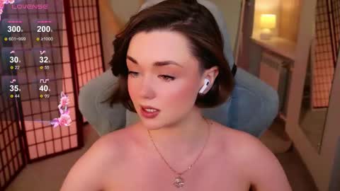 Snapshot of ava_blushy chatting on March 14, 3:06 pm Ava online show from March 14, 3:06 pm