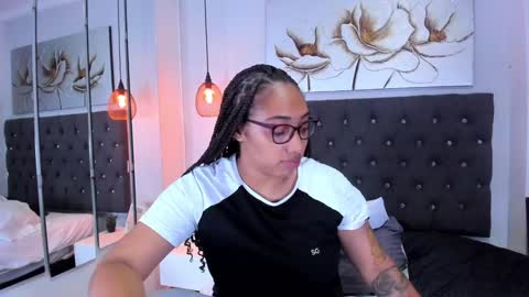 Snapshot of ava_f0xy chatting on December 11, 2:19 am Ava Jordana online show from December 11, 2:19 am