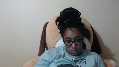 Snapshot of ava_f0xy chatting on February 27, 1:38 am Ava Jordana online show from February 27, 1:38 am