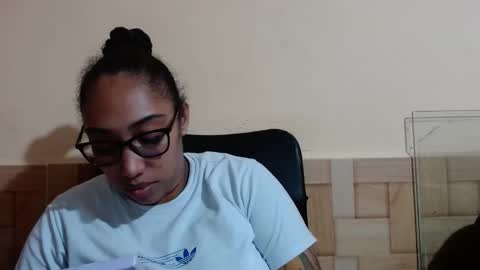 Snapshot of ava_f0xy chatting on November 1, 12:45 am Ava Jordana online show from November 1, 12:45 am