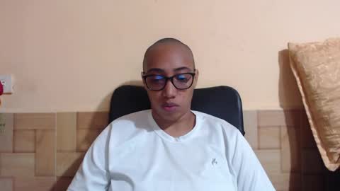 Snapshot of ava_f0xy chatting on June 6, 3:55 am Ava Jordana online show from June 6, 3:55 am