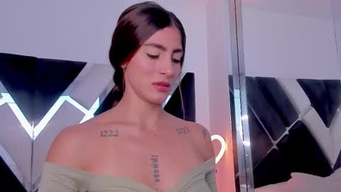 Snapshot of ava_fontana2 chatting on February 24, 12:52 am Ava Fontana online show from February 24, 12:52 am