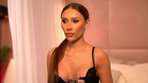 Ava online show from February 21, 4:13 am