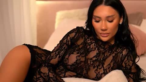 Ava online show from March 19, 1:31 am