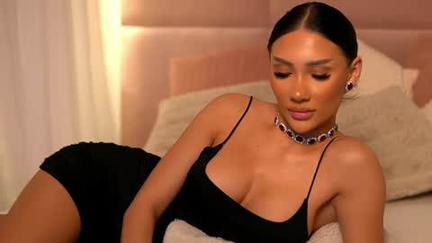 Ava online show from April 21, 1:42 am