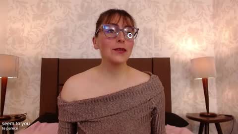 Ava  online show from October 6, 7:33 pm