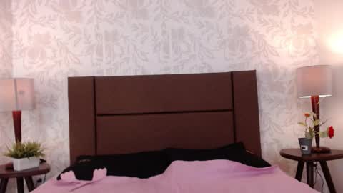 Ava  online show from November 24, 7:24 pm