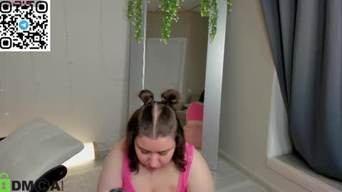 Snapshot of ava_sterling chatting on May 26, 1:12 am ava_sterling online show from May 26, 1:12 am