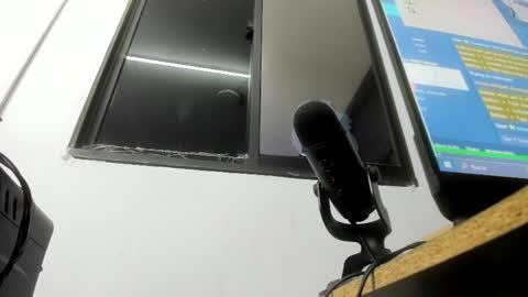 AVA online show from April 10, 3:01 am