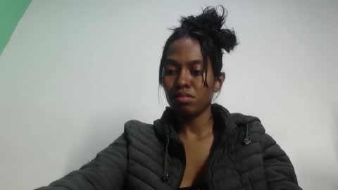 Snapshot of avalericherrycm101 chatting on November 5, 9:48 pm avalericherrycm101 online show from November 5, 9:48 pm