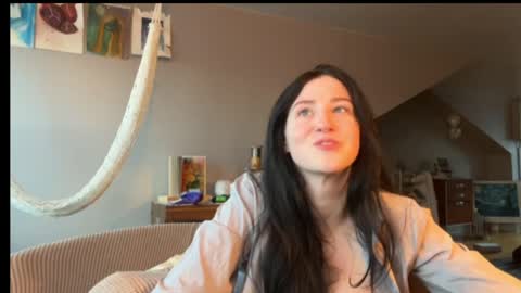 avallanchee online show from May 14, 12:39 am