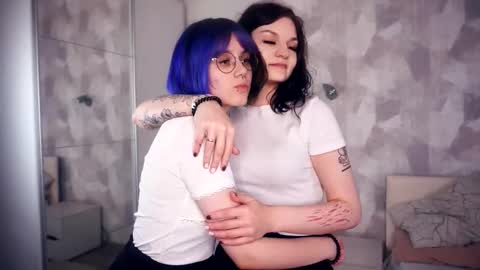 avaobierne online show from November 20, 7:02 pm