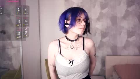 avaobierne online show from November 25, 6:19 pm