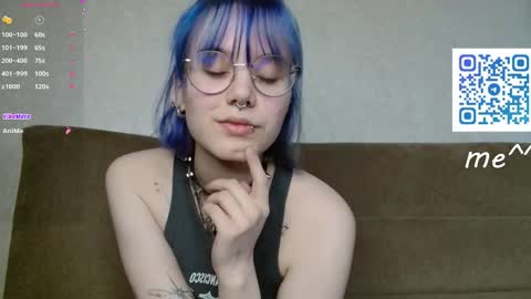 avaobierne online show from April 11, 7:45 am