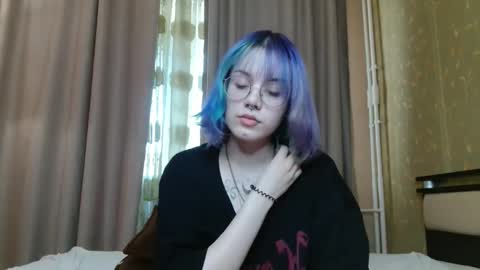 avaobierne online show from June 3, 6:49 am