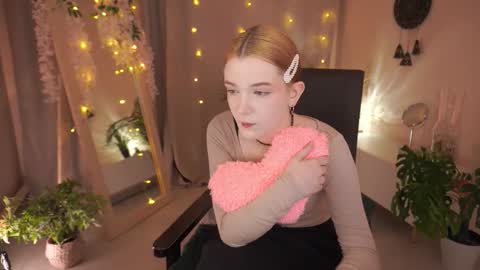  Ava  online show from October 1, 2:56 pm