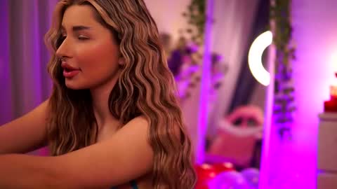 Carina online show from February 12, 11:51 pm