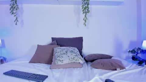 Snapshot of avelia_dh chatting on July 6, 7:05 pm Avelia online show from July 6, 7:05 pm