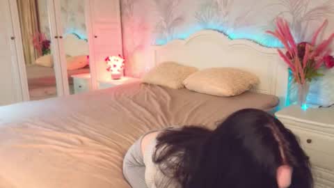 Snapshot of aveloria chatting on October 5, 5:44 pm aveloria online show from October 5, 5:44 pm