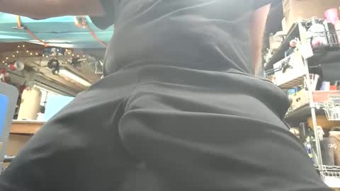 Snapshot of average_stag chatting on September 18, 7:16 pm average_stag online show from September 18, 7:16 pm