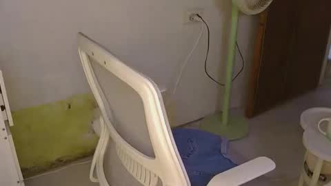 Rhian online show from April 12, 2:16 am