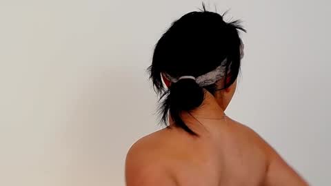 AveryWillow online show from January 4, 1:53 pm